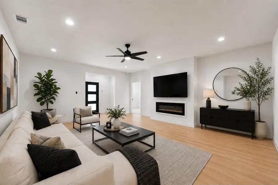 2723 Lagow Street, Dallas, TX 75210 - #2