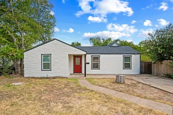 2708 Burchill Road S, Fort Worth, TX 76105