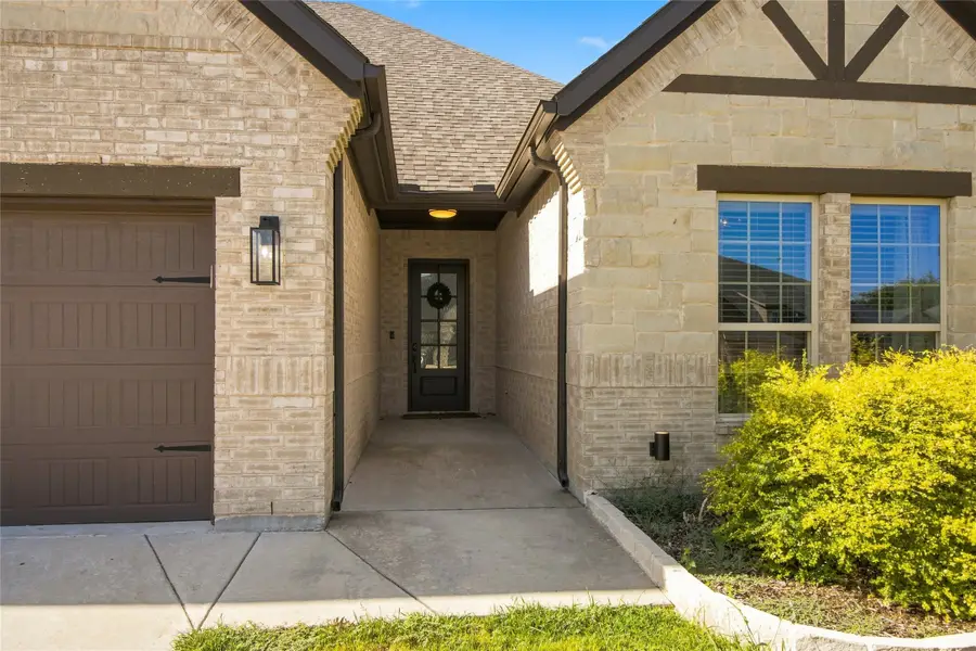 713 Chaparral Road, Sanger, TX 76266 - #3