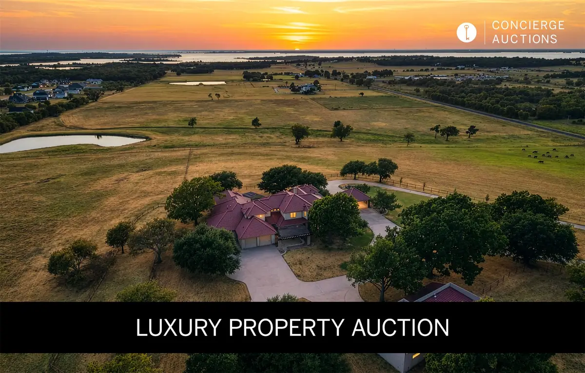 701 W Walcott Street, Pilot Point, TX 76258 - #1