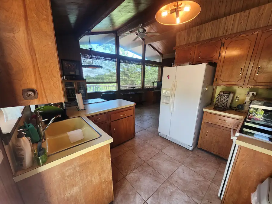 380 Nocona Drive, Nocona, TX 76255 - #2