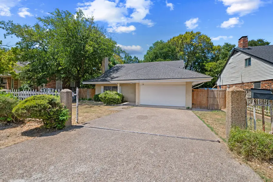 215 Johnson Drive, Duncanville, TX 75116 - #2
