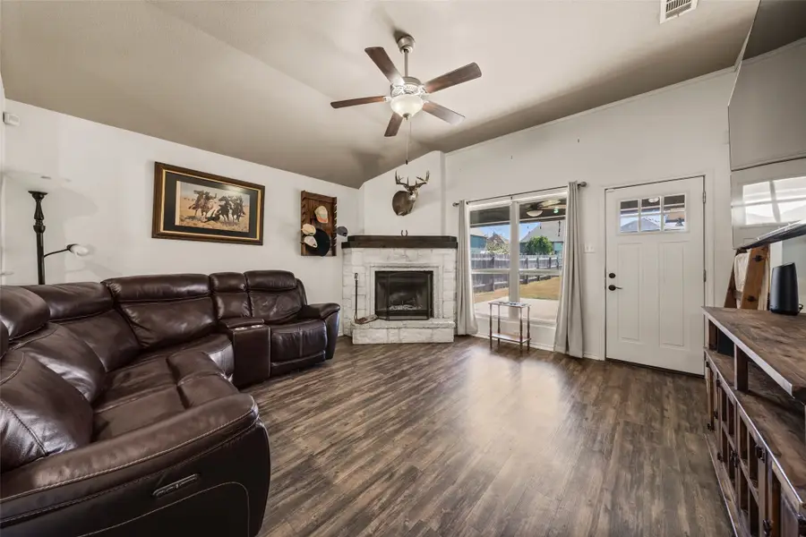 10816 Kestrel Court, Waco, TX 76708 - #2