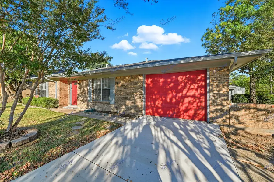 1423 Main Street, Kaufman, TX 75142 - #2