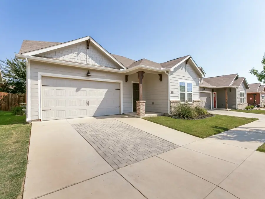 2217 Paxton Way, Denton, TX 76209 - #2