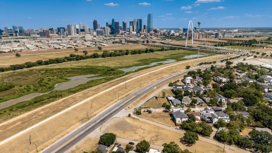 3338 Coronet Boulevard, Dallas, TX 75212 - #2