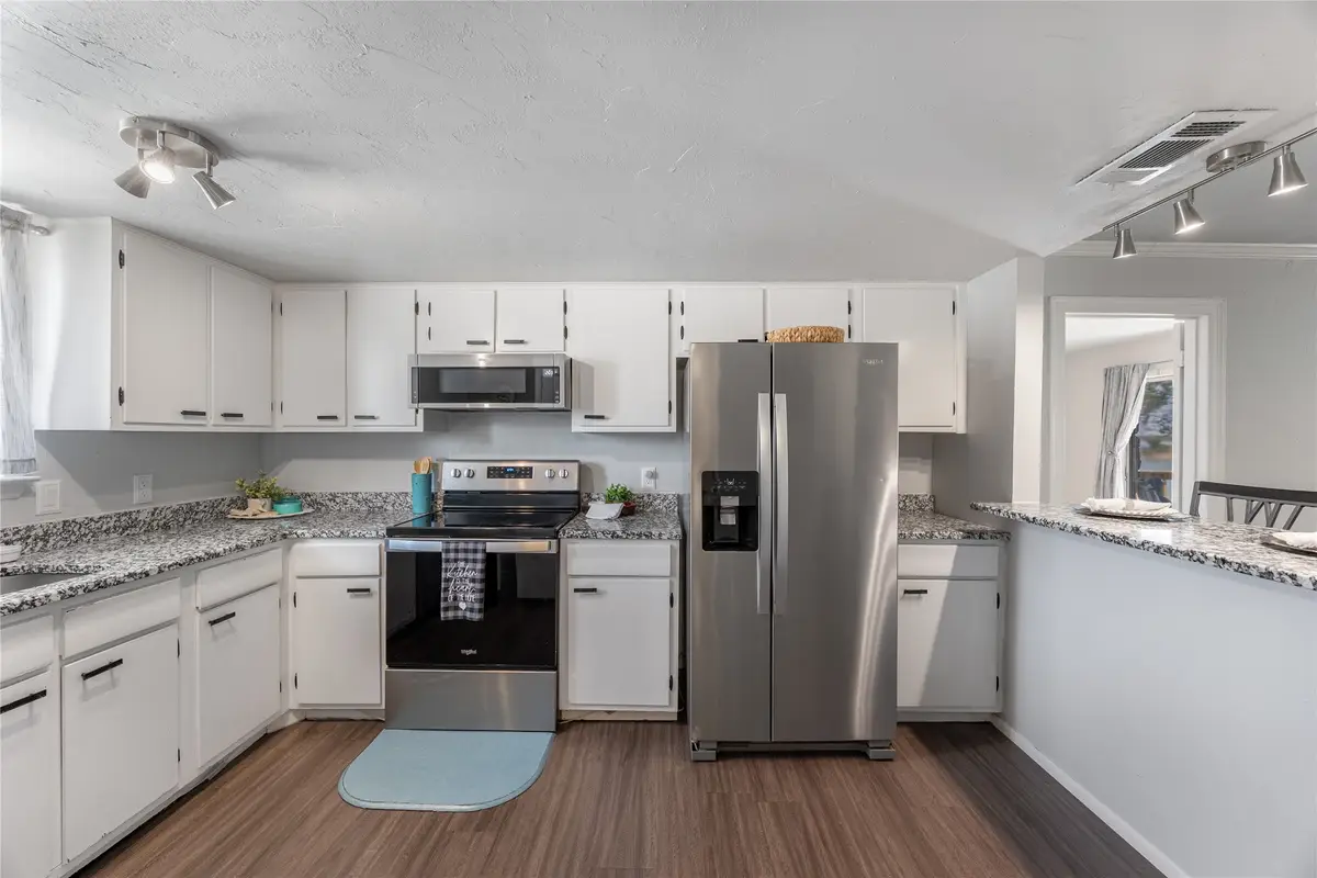108 Harbor Drive #204, Runaway Bay, TX 76426 - #1