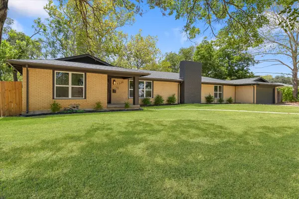 7320 Briley Drive, North Richland Hills, TX 76180