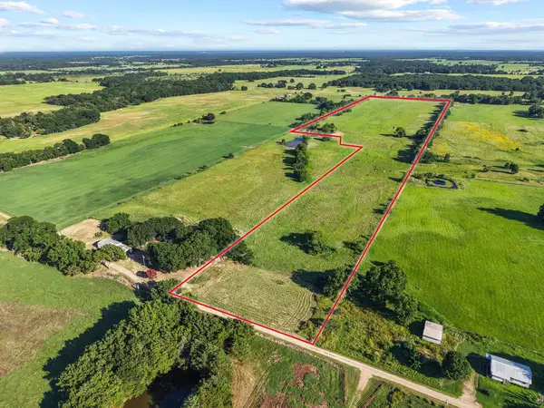 000 County Road 2131, Telephone, TX 75488