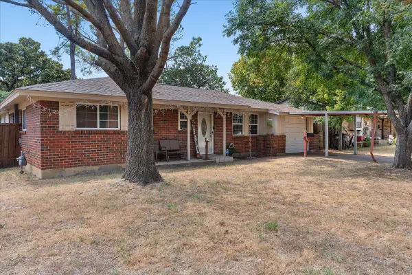 7228 Nosilla Street, Fort Worth, TX 76112