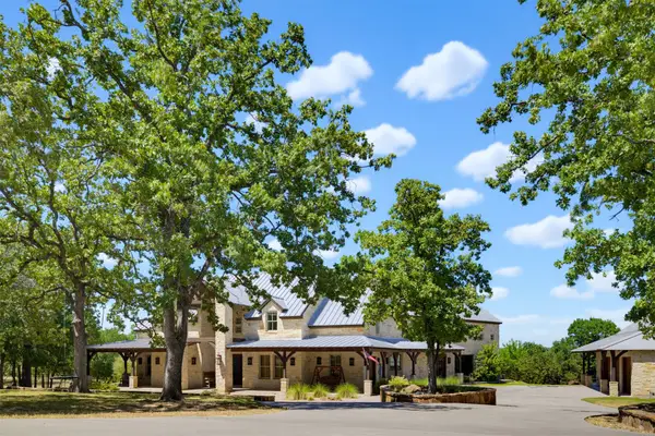 133 E Bozeman Ln Lane, Fort Worth, TX 76108