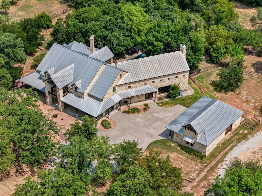 133 E Bozeman Ln Lane, Fort Worth, TX 76108 - #2