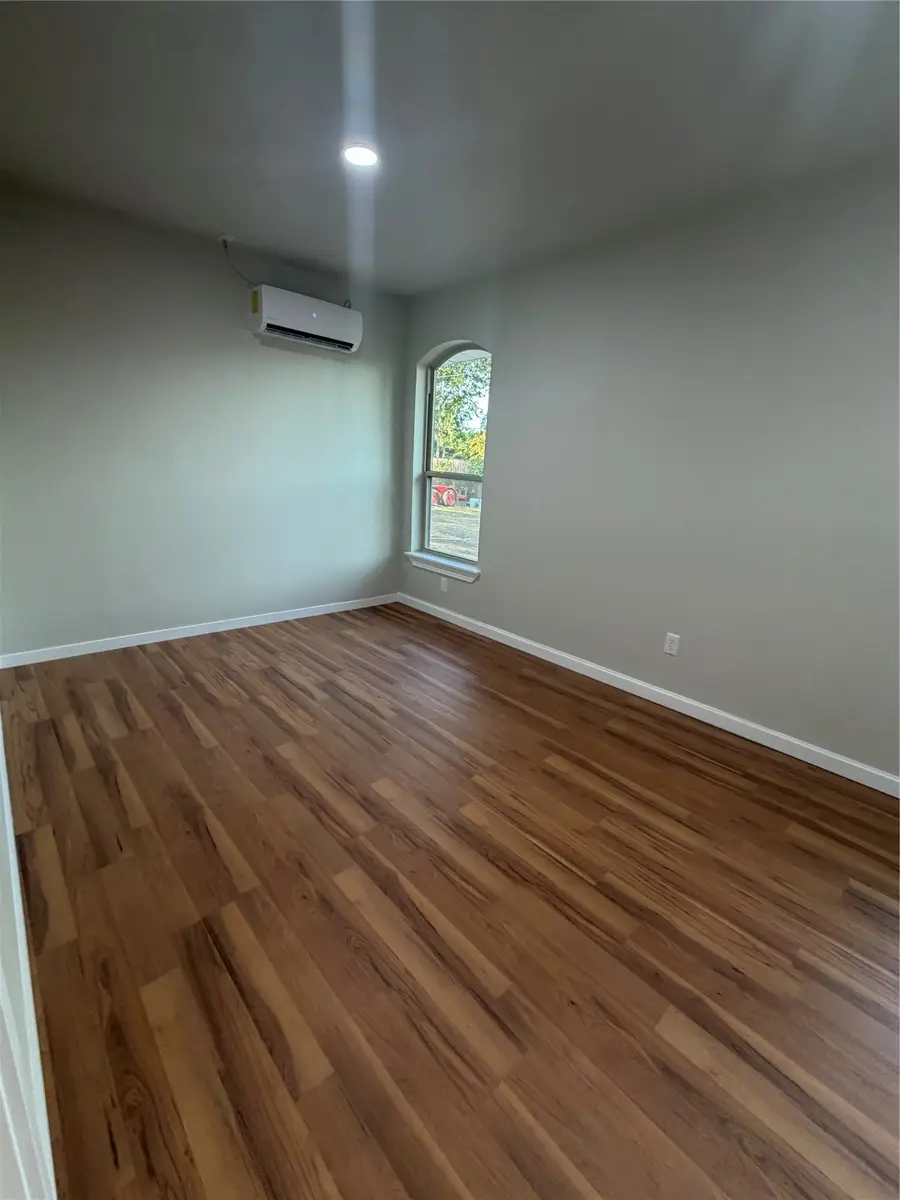 1818 Walnut Avenue, Carrollton, TX 75006 - #2