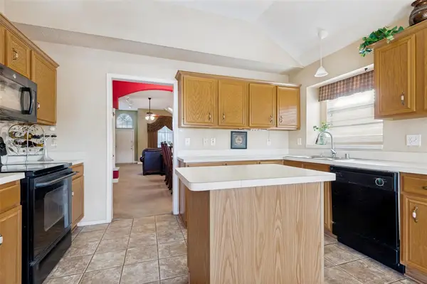 1153 Bay Side Drive, Irving, TX 75060