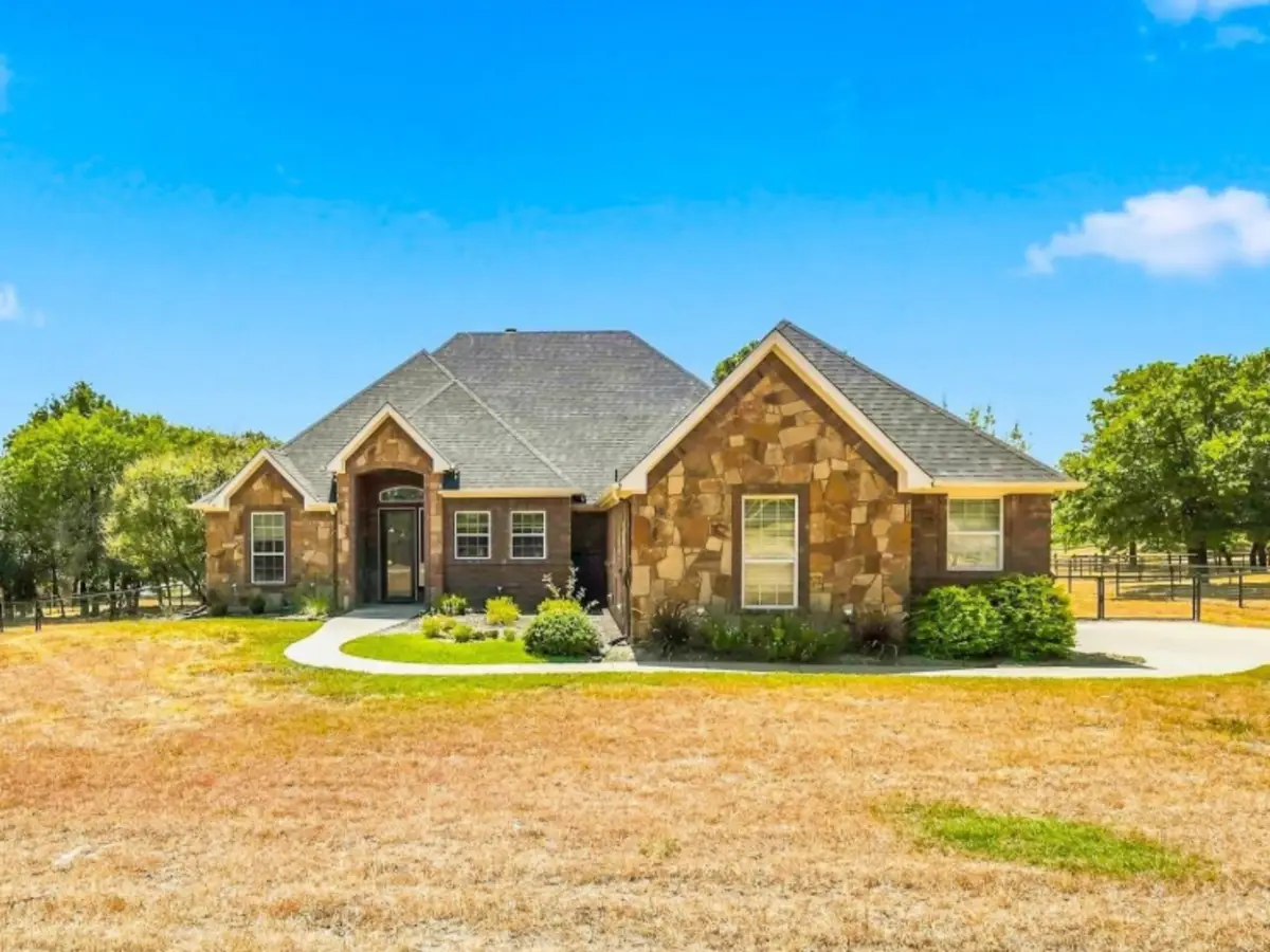 149 Overton Ridge Circle, Weatherford, TX 76088 - #1