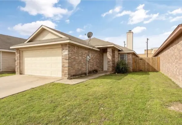 9212 Coral Lane, Fort Worth, TX 76140
