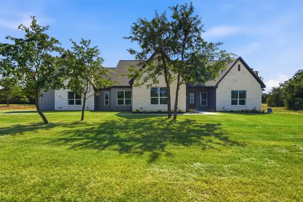 104 Springhill Court, Springtown, TX 76082