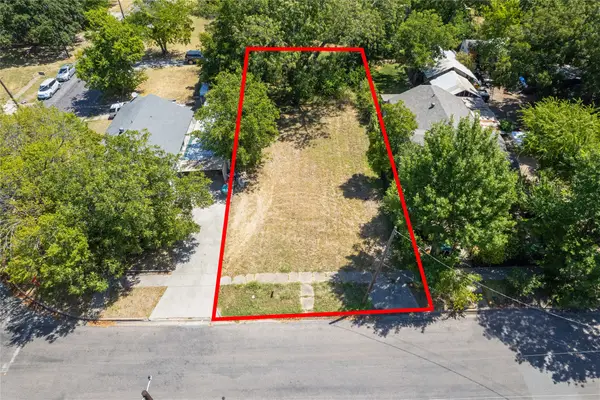 819 N Walnut Street, Sherman, TX 75090