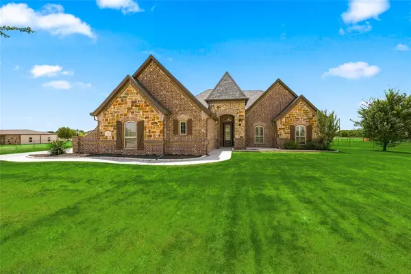 420 Hartley Way Road, Azle, TX 76020
