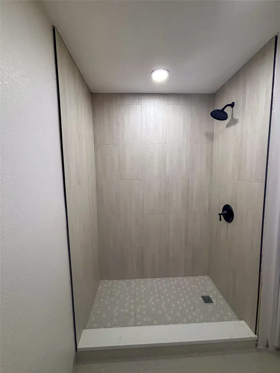 5921 Woodmeadow Drive, Arlington, TX 76016 - #3