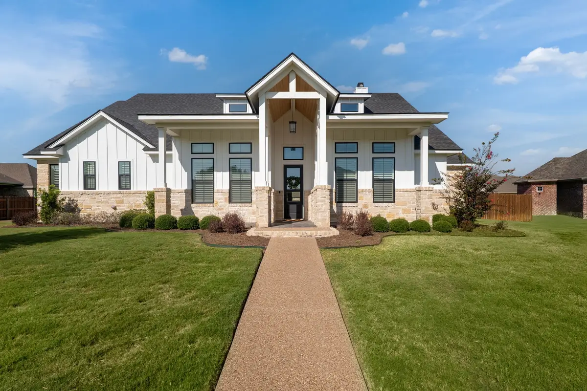 612 Sienna Bend Trail, McGregor, TX 76657 - #1