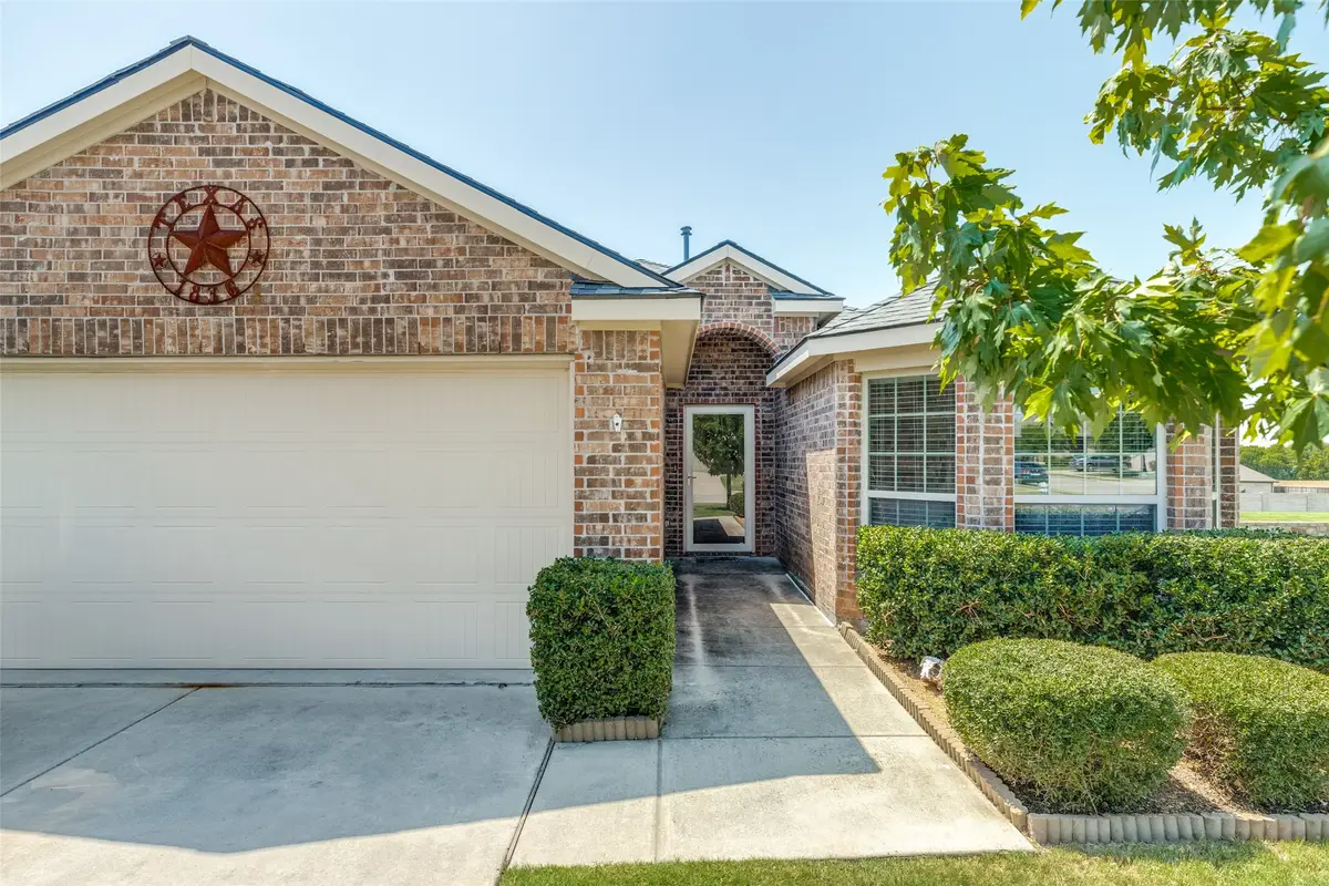 1412 St Johns Drive, Van Alstyne, TX 75495 - #1