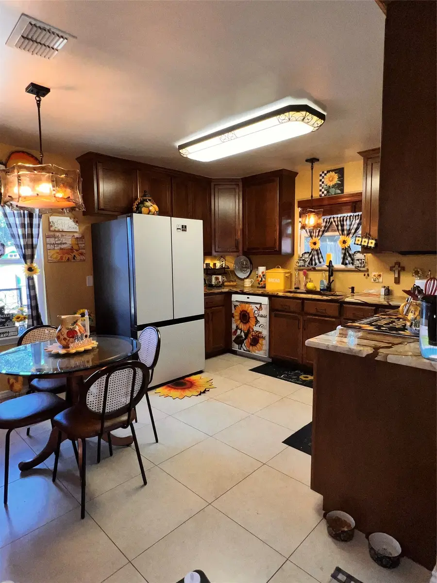 3308 Tumbleweed Lane, Granbury, TX 76049 - #2