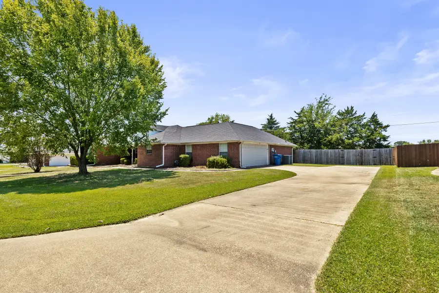 2707 Silver Spring Trail, Mount Pleasant, TX 75455 - #2
