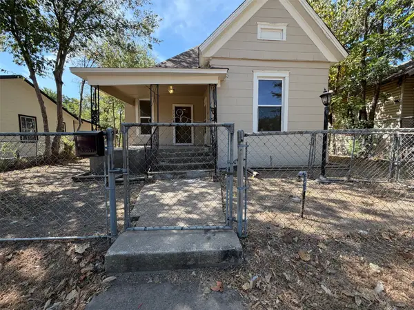 1216 Bessie Street, Fort Worth, TX 76104