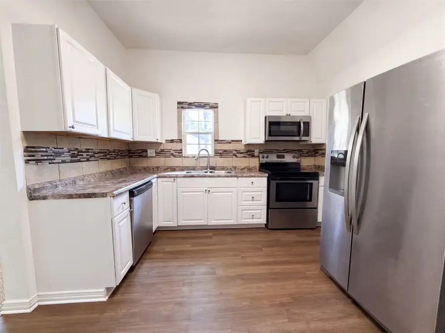 1216 Bessie Street, Fort Worth, TX 76104 - #2