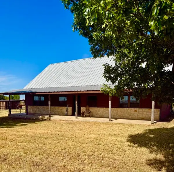 1108 County Road 4360, Decatur, TX 76234