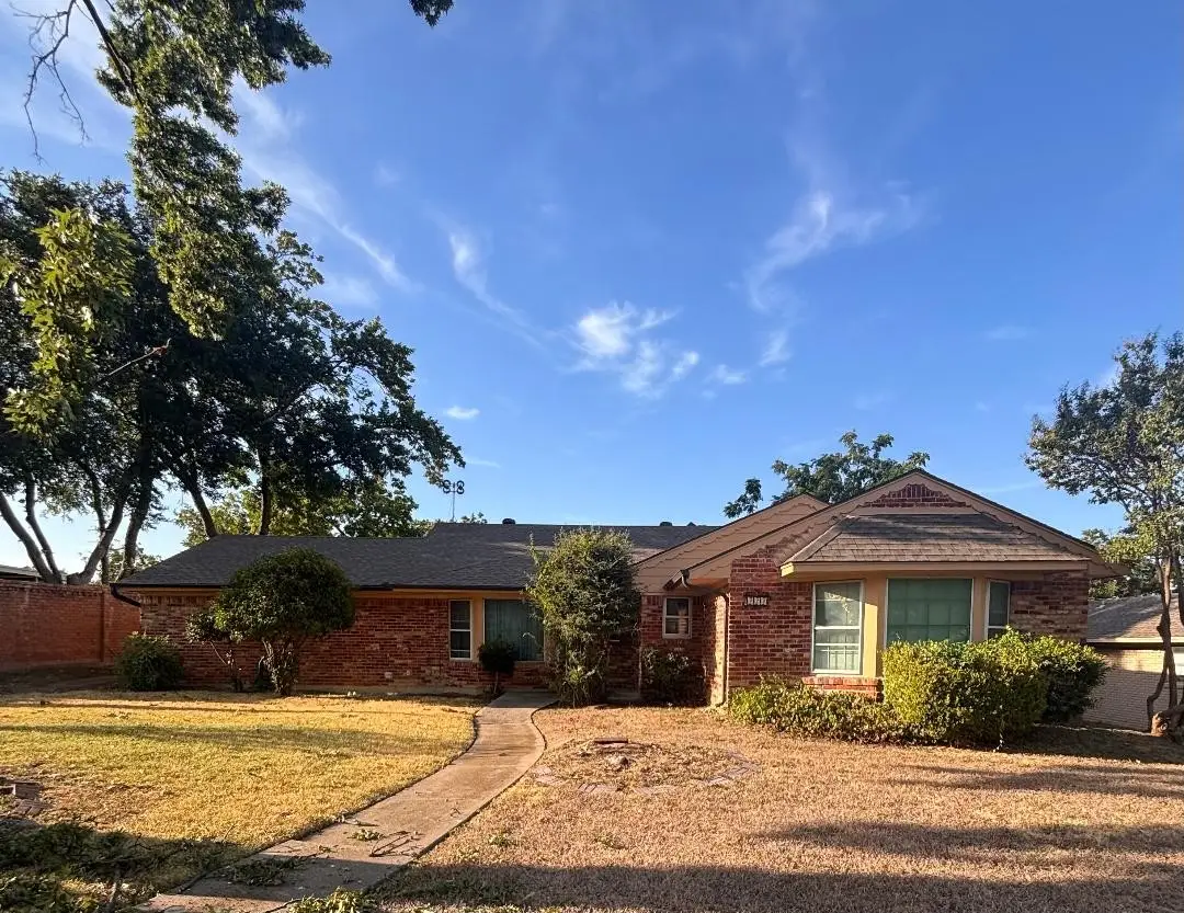922 British Boulevard, Grand Prairie, TX 75050 - #1