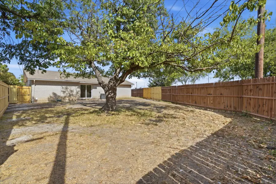 313 S Forest Crest Drive, Garland, TX 75042 - #3