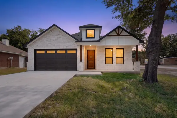102 Redondo Drive, Gun Barrel City, TX 75156