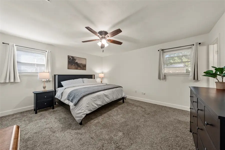 241 Crockett Lane, Hewitt, TX 76643 - #2