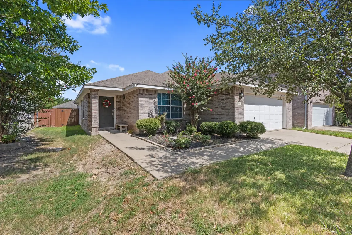 2019 Kingsbridge Drive, Heartland, TX 75126 - #1