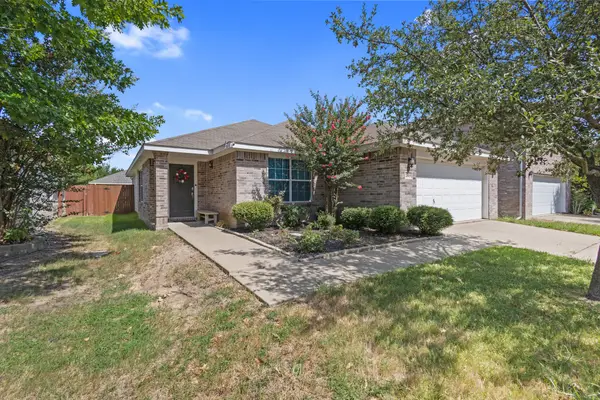 2019 Kingsbridge Drive, Heartland, TX 75126
