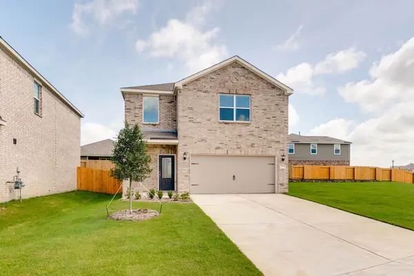 321 Revolution Drive, Venus, TX 76084