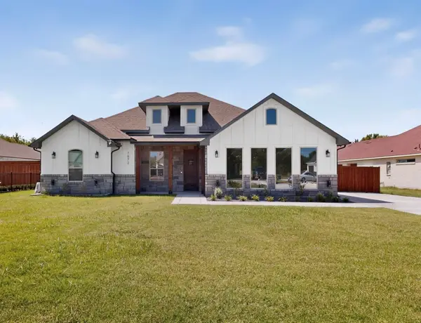 1672 Brookview Drive, Lancaster, TX 75146