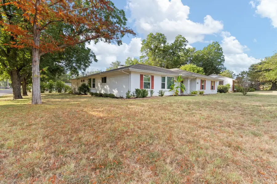 1227 Hilltop Drive, Cleburne, TX 76033 - #2