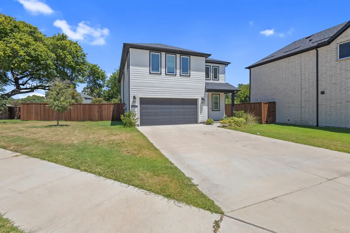 4539 Hogans Alley Drive, Arlington, TX 76001 - #1