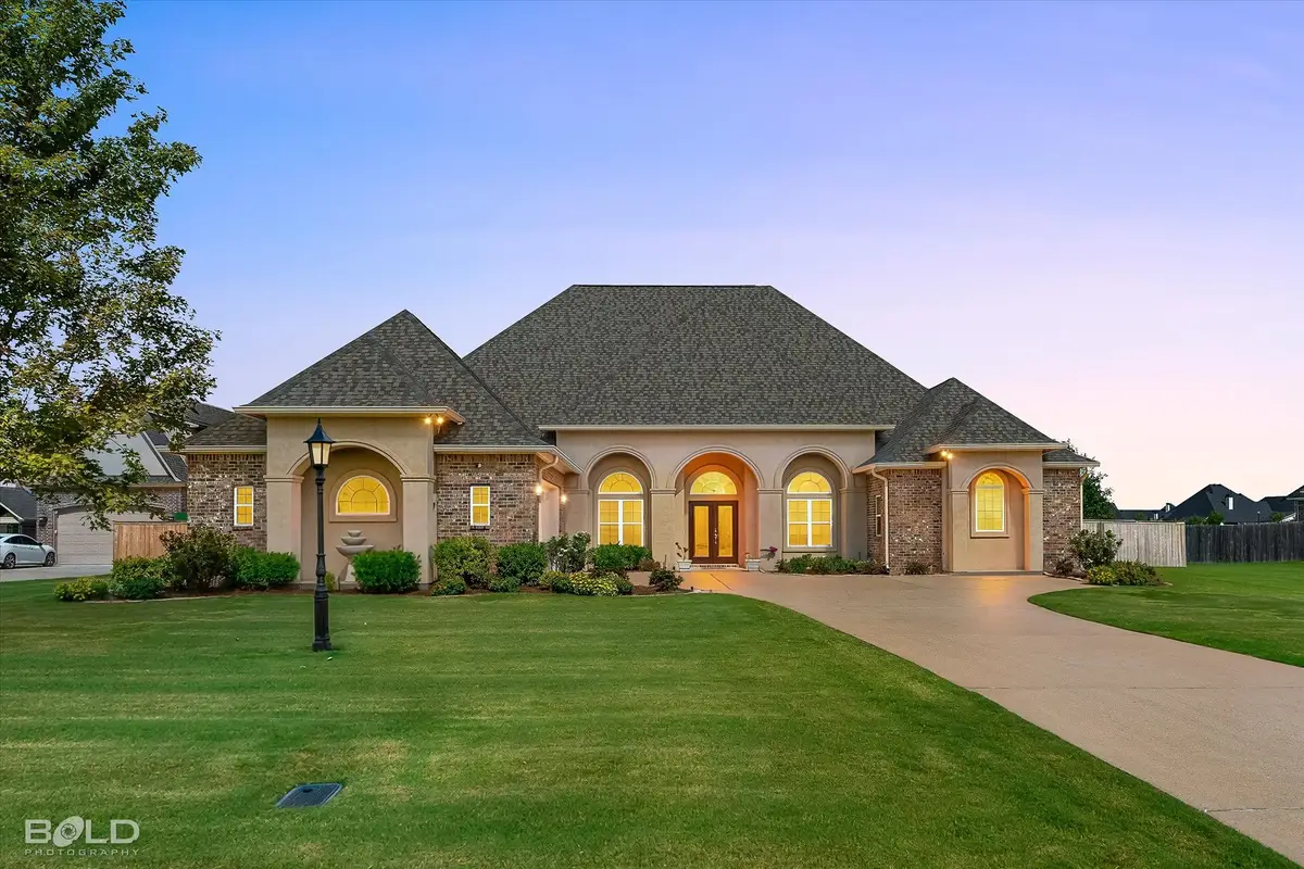 419 Kingston Plantation Boulevard, Benton, LA 71006 - #1