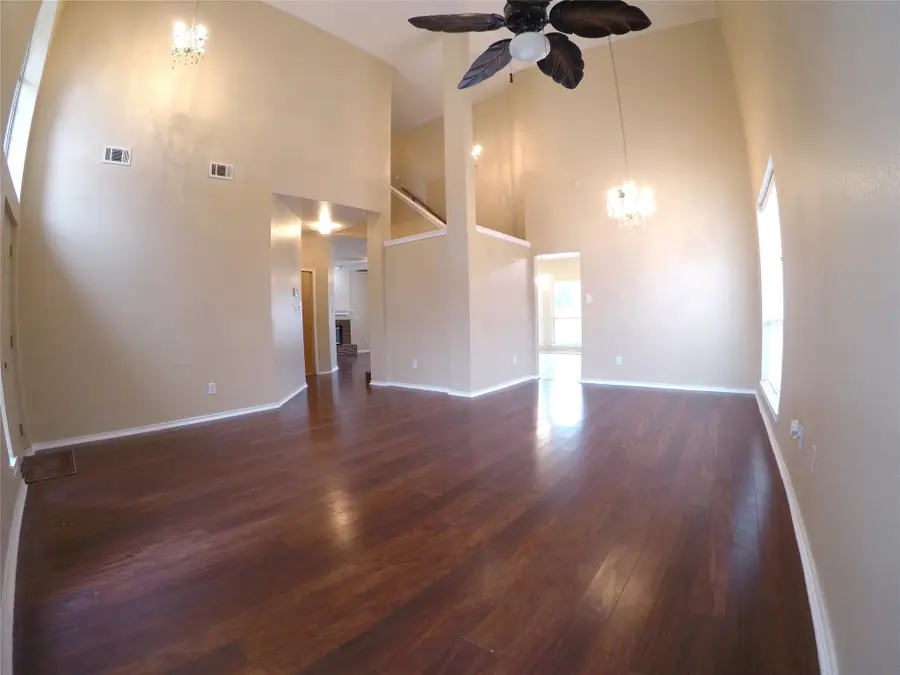 4426 Harpers Ferry Drive, Grand Prairie, TX 75052 - #2