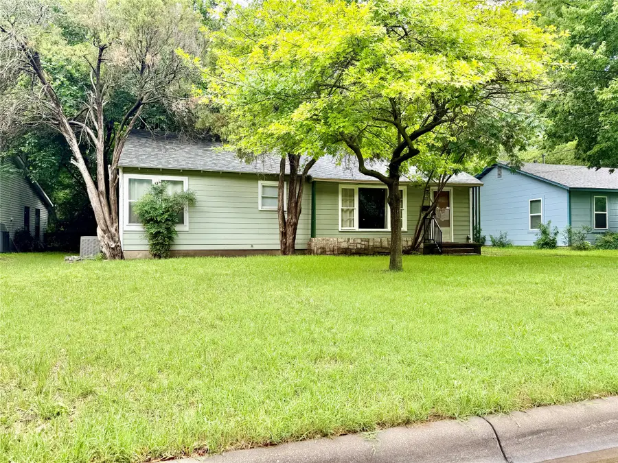 1009 Denton Street, Denton, TX 76201 - #3