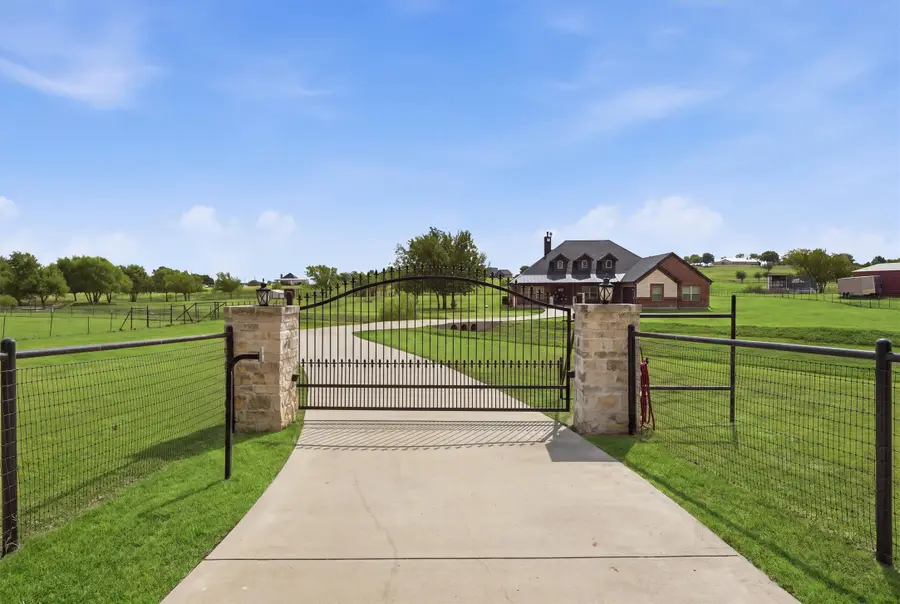 12138 Marion Road, Sanger, TX 76266 - #2