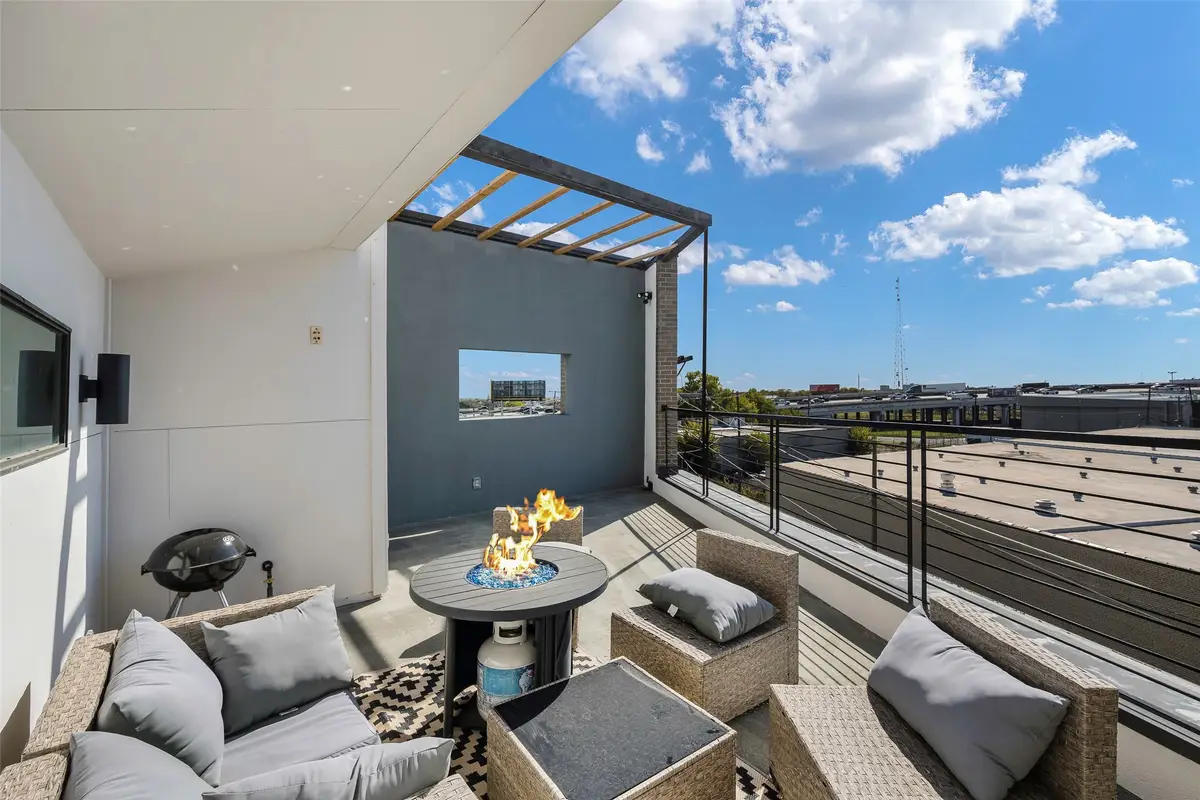 506 1st Avenue, Dallas, TX 75226 - #1
