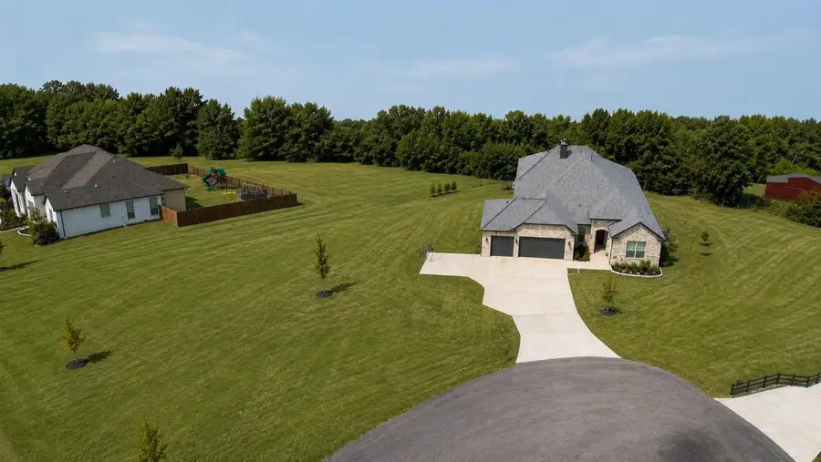 1170 Cameron Hill Drive, Van Alstyne, TX 75495 - #2