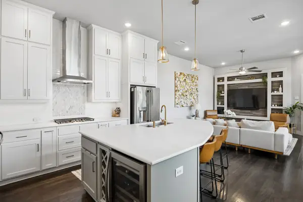 5105 Artemesia Lane, Dallas, TX 75209