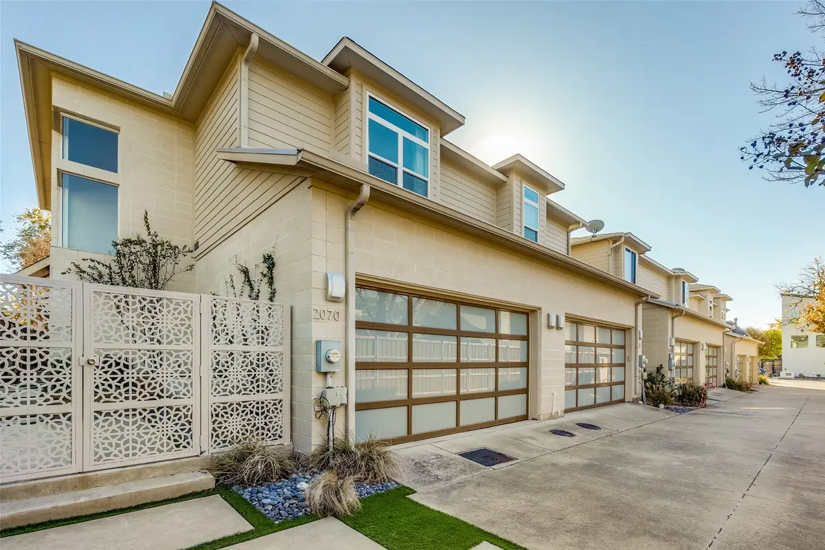 2070 Modern Place, Dallas, TX 75214 - #1