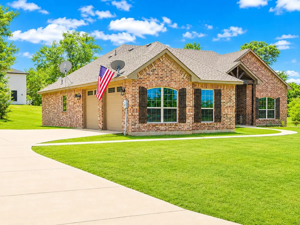 105 Crepe Myrtle, Corsicana, TX 75109 - #1